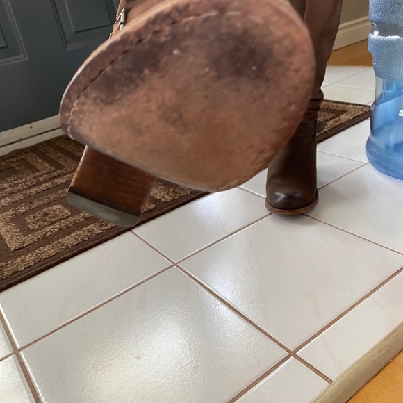 Steve Madden brown suede boots - Picture 5 of 6